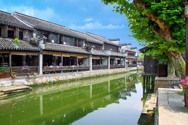 优化升级二手车市场
